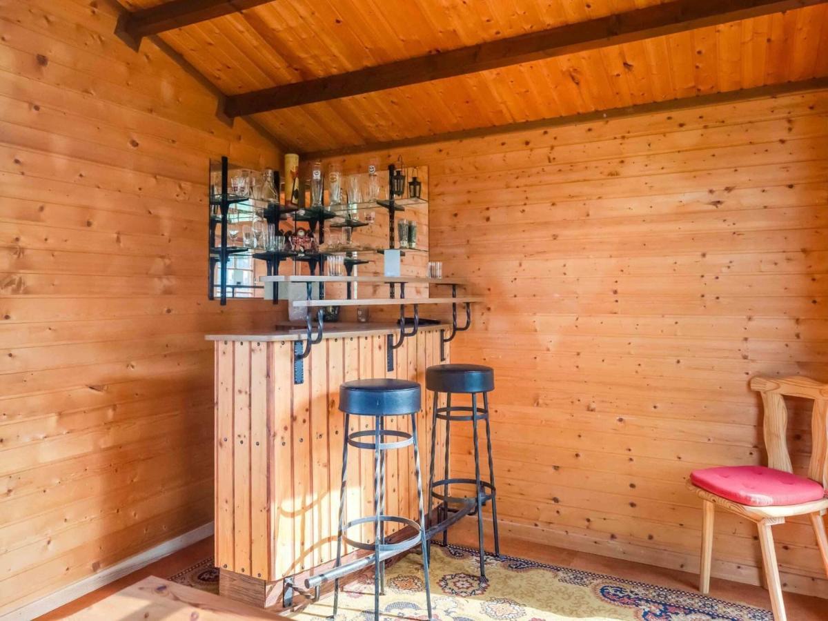 Holiday Home In The Eifel-Mosel With Garden Roes 外观 照片