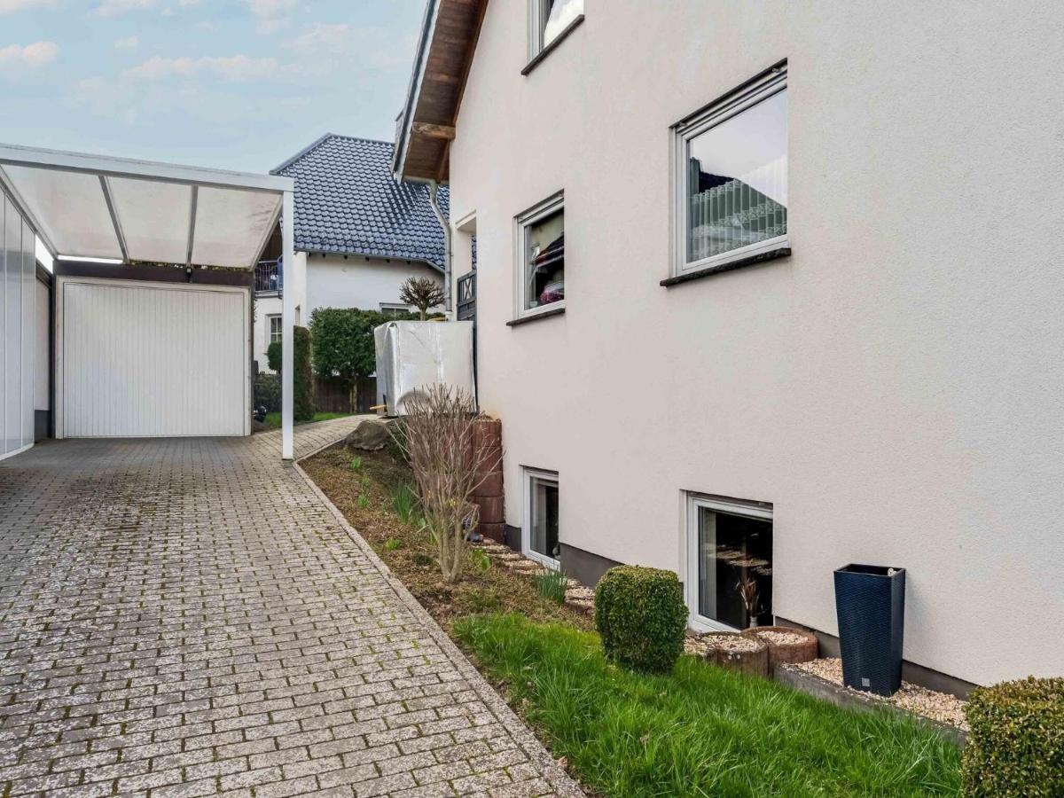 Holiday Home In The Eifel-Mosel With Garden Roes 外观 照片