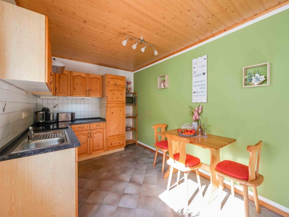 Holiday Home In The Eifel-Mosel With Garden Roes 外观 照片