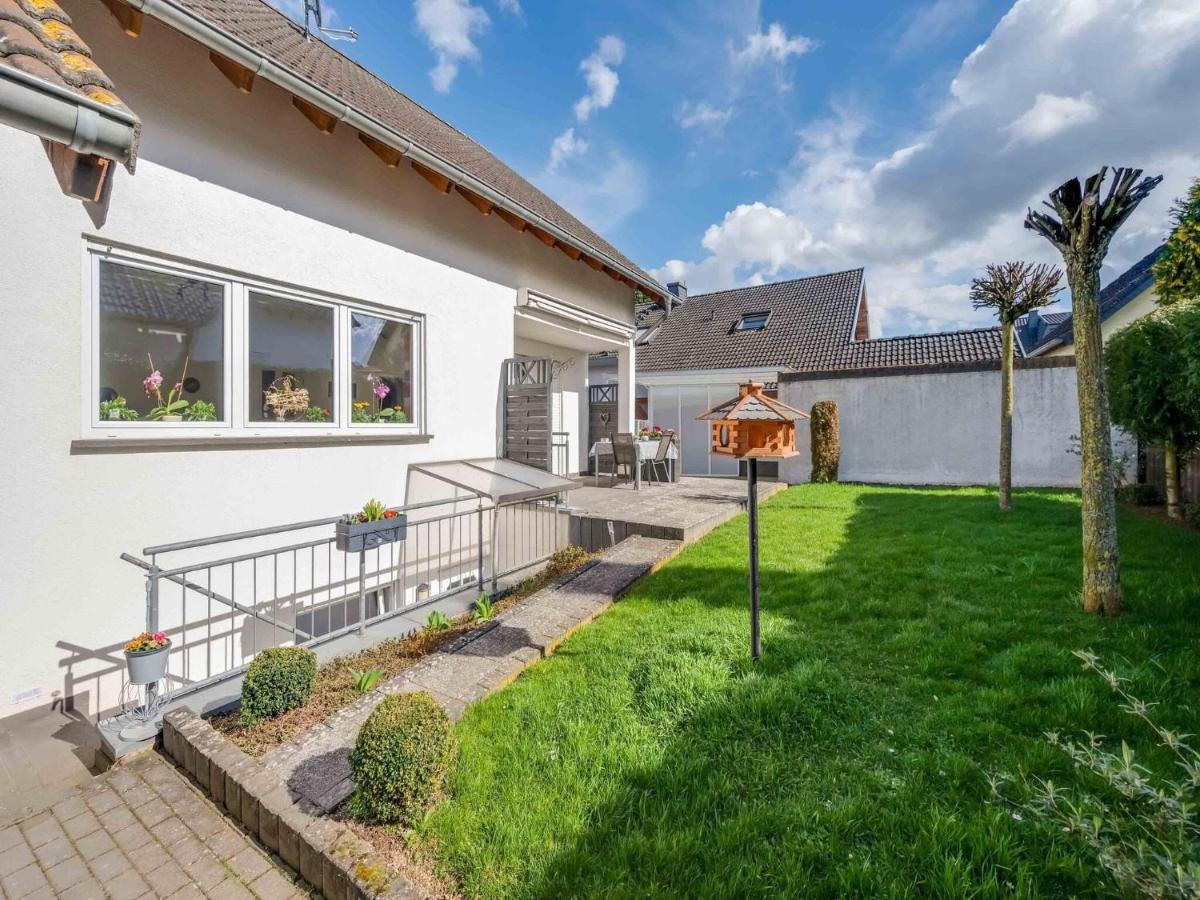 Holiday Home In The Eifel-Mosel With Garden Roes 外观 照片