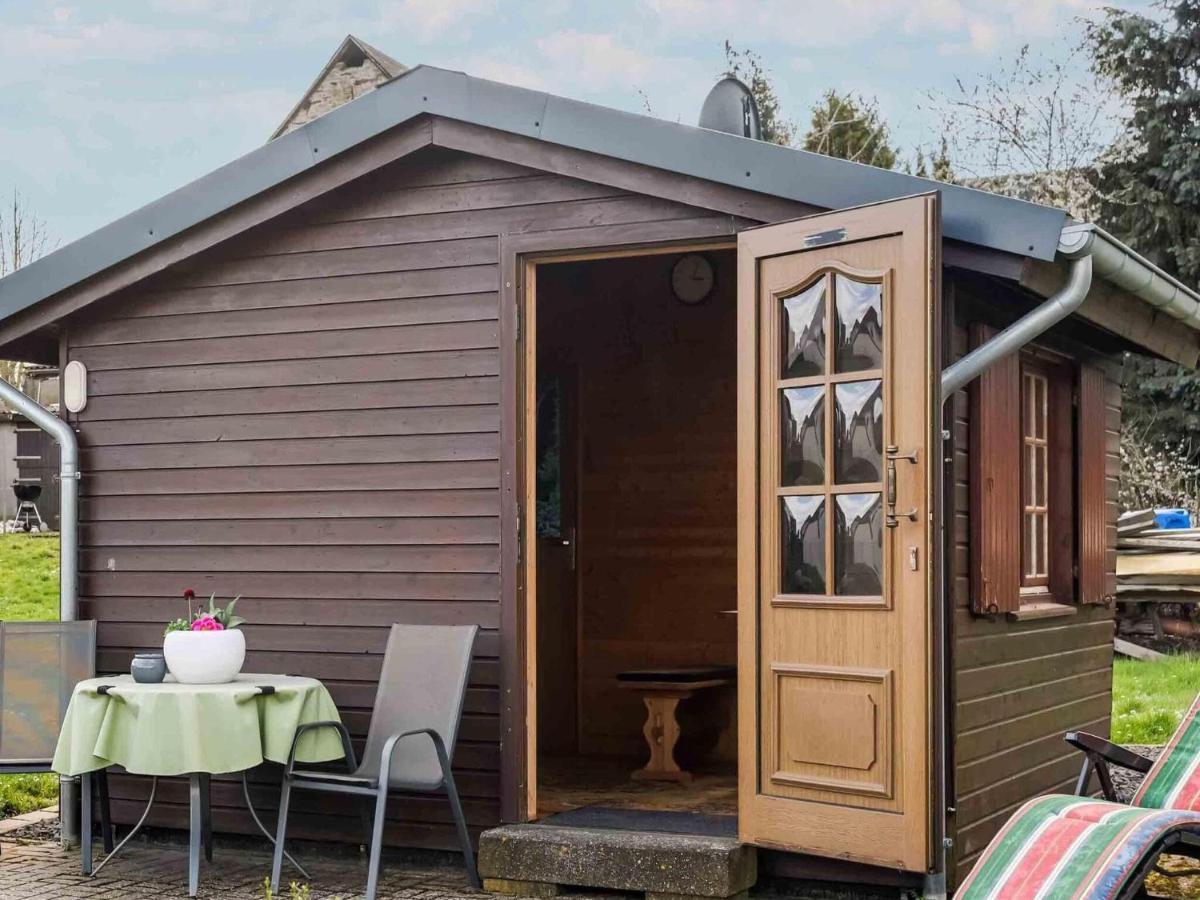 Holiday Home In The Eifel-Mosel With Garden Roes 外观 照片